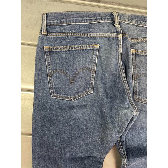 Levis 514 Jeans Mens 36X30 Blue Medium Wash Denim Slim Straight 100% Cotton - Picture 13 of 16
